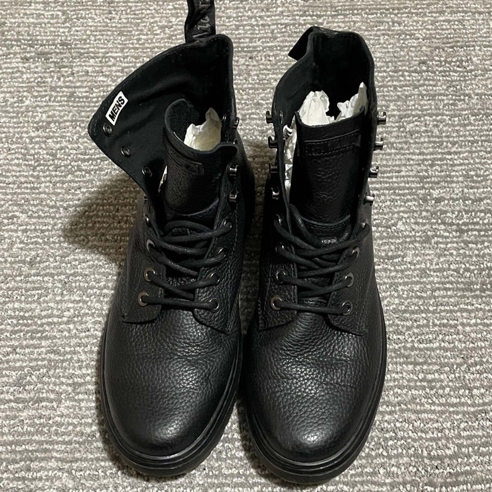 Dr. Martens Curtis Men’s Boots